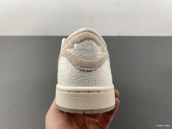 Rep Husky OG Chris Low Paul Retro 1 FZ0455-200 Jordan 0426
